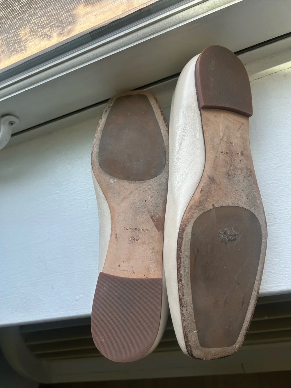 Tory Burch Cream Leather Logo Ballet Flats